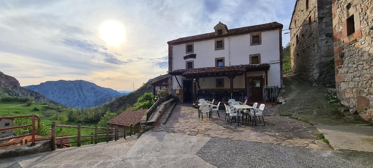Hotel Taberna De Tresviso Esterno foto